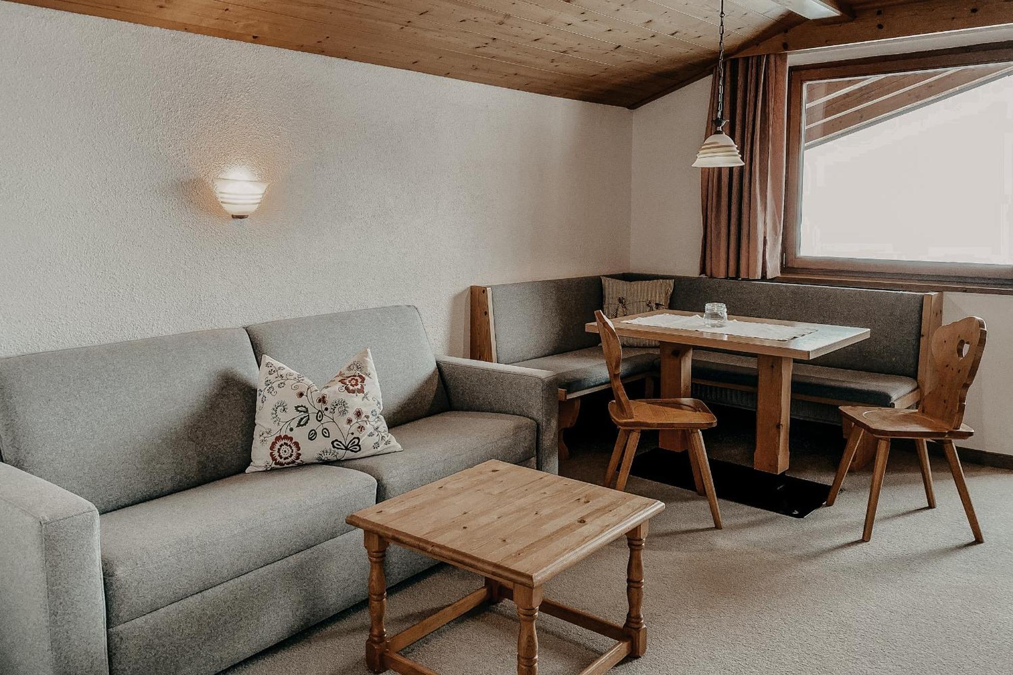 Alpenappartements Cristall エールヴァルト 部屋 写真
